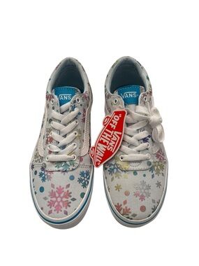 Vans Kids White Canvas Sneakers with Multicolor Snowflake Print